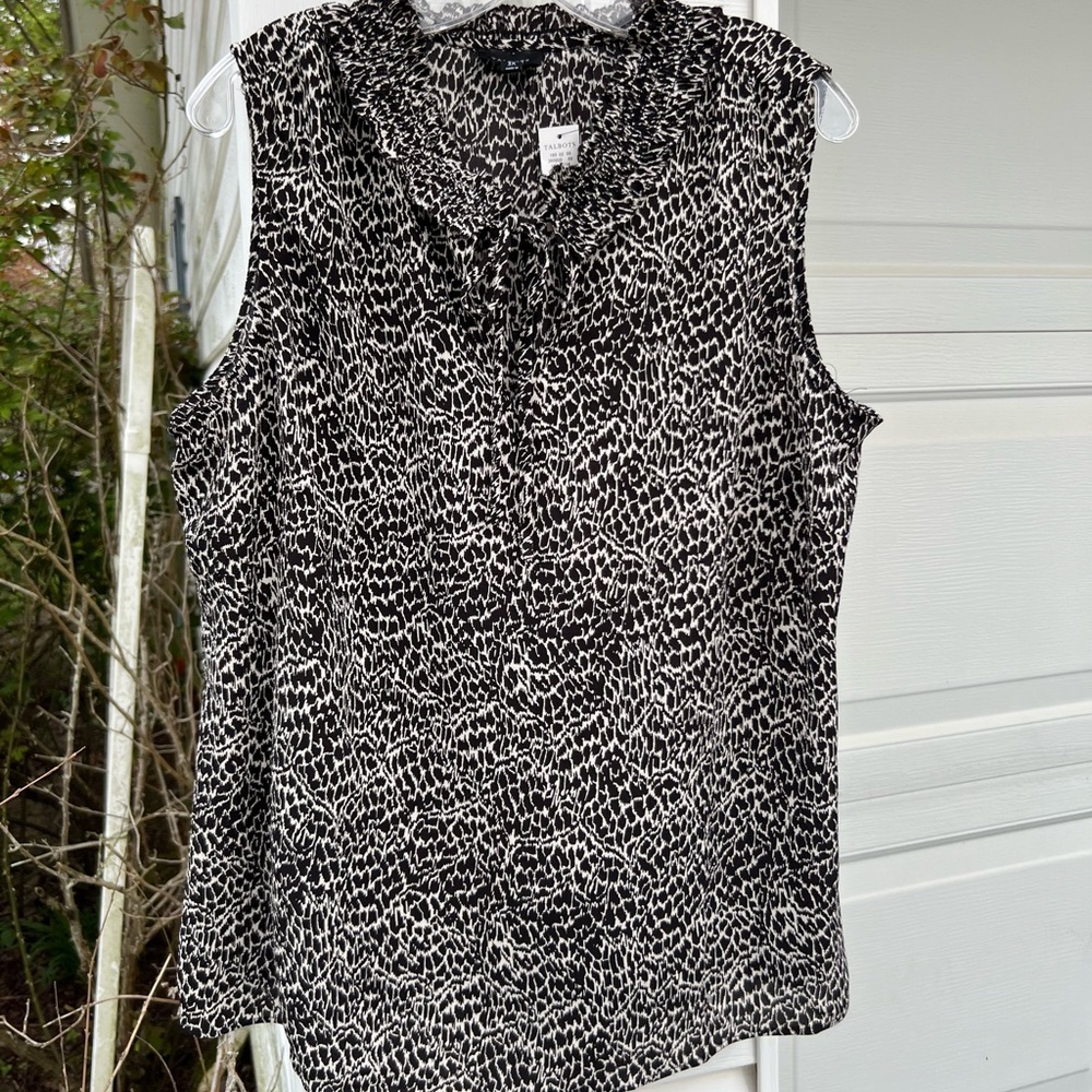 NWT Talbots Pretty Black Cream Ruffle Tie Neck Sleeveless Blouse